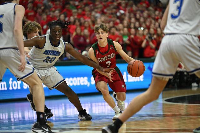 Sacred Heart vs Tri-Unity Christian MHSAA Division 4 title game -- Scott Hasse6